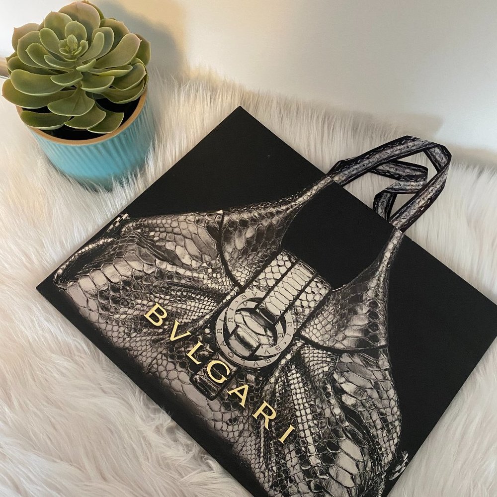 bvlgari // medium size gift bag